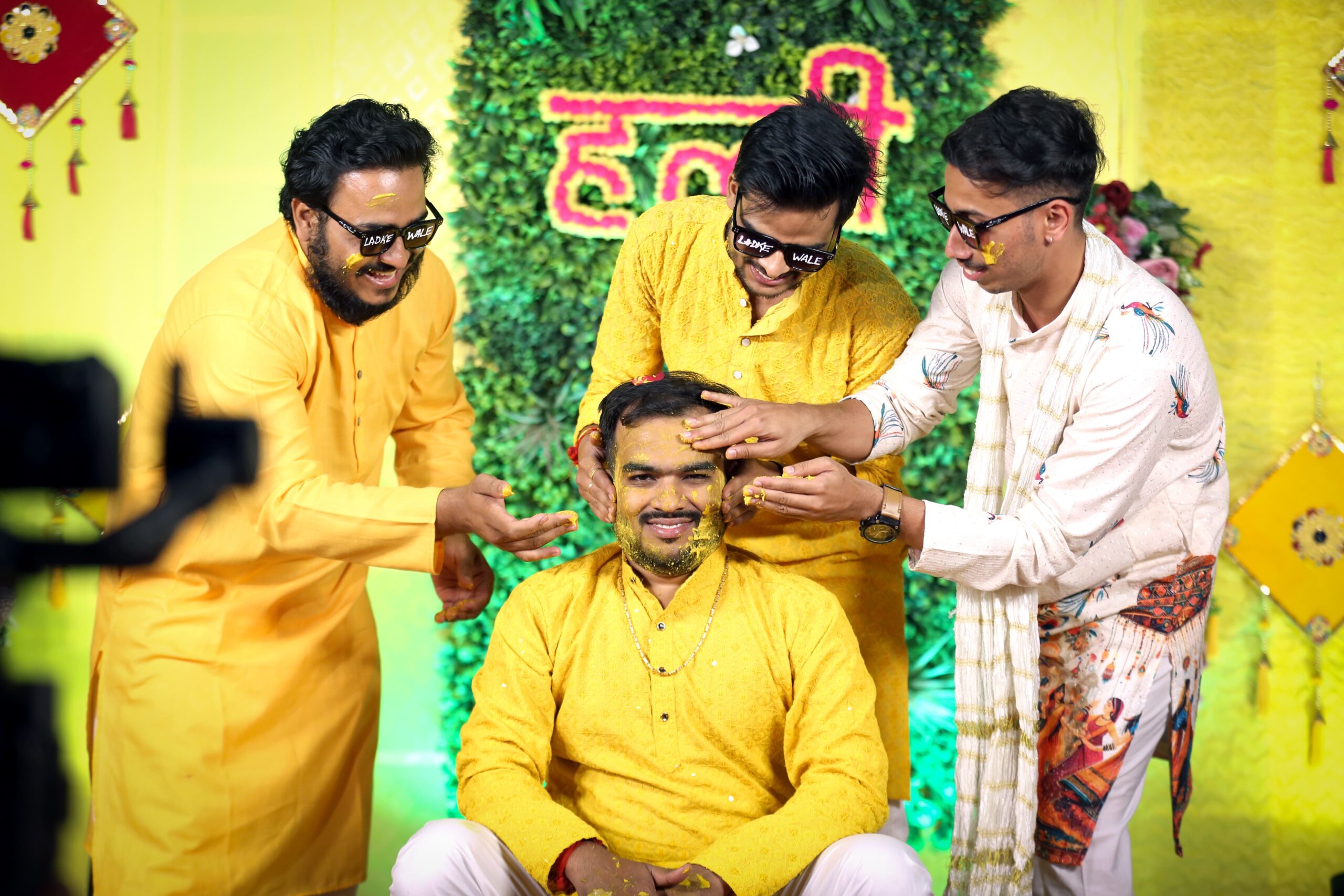 GROOM CANDID (114)
